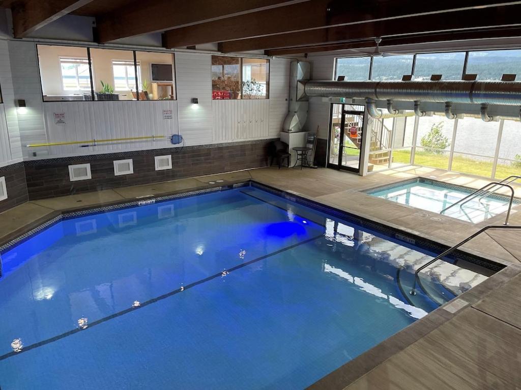 Akiskinook At Windermere Lake - Private Beach Access - New Pool And Hot Tub Now Open! Invermere Exterior photo